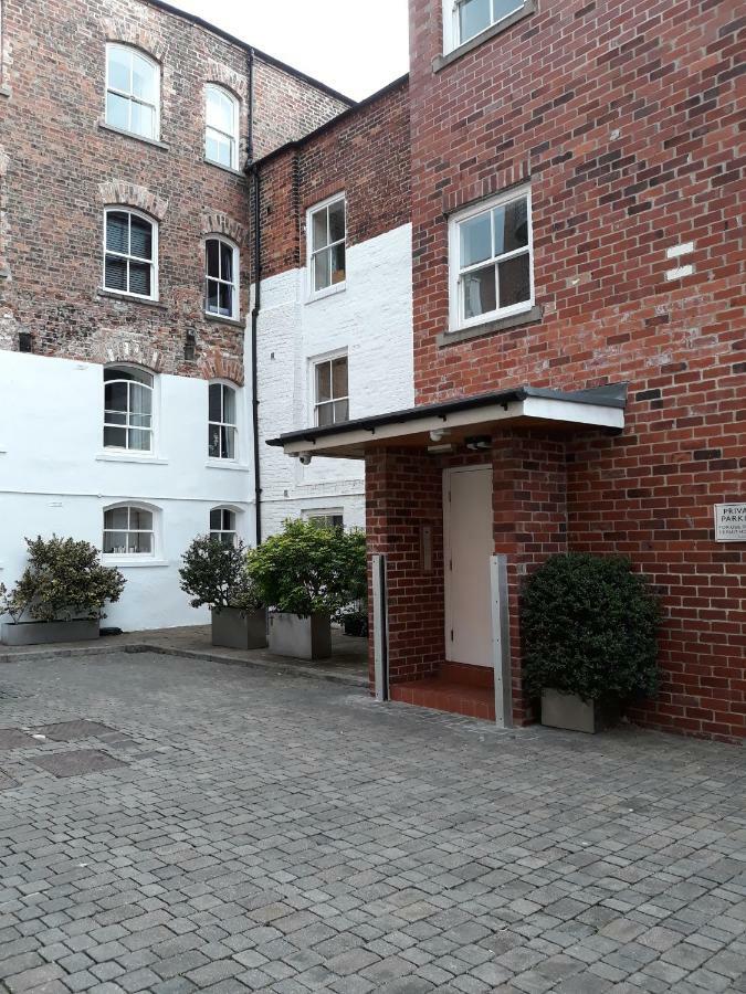 Riverside Apartment York Exterior foto